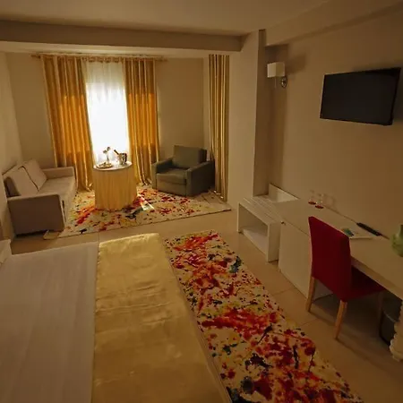 Sun Hotel